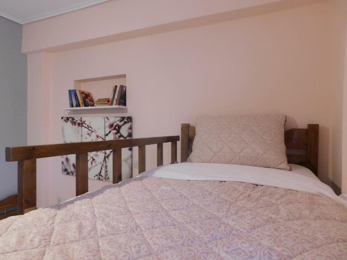 A Bright Home Away From Home Paralio Astros Ngoại thất bức ảnh